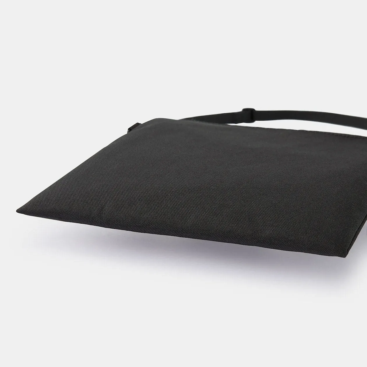 2-Way Water Repellent Sacoche