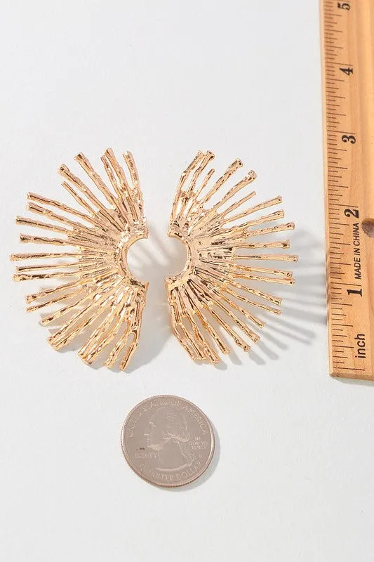 Fanfare Stud Earrings/ Gold