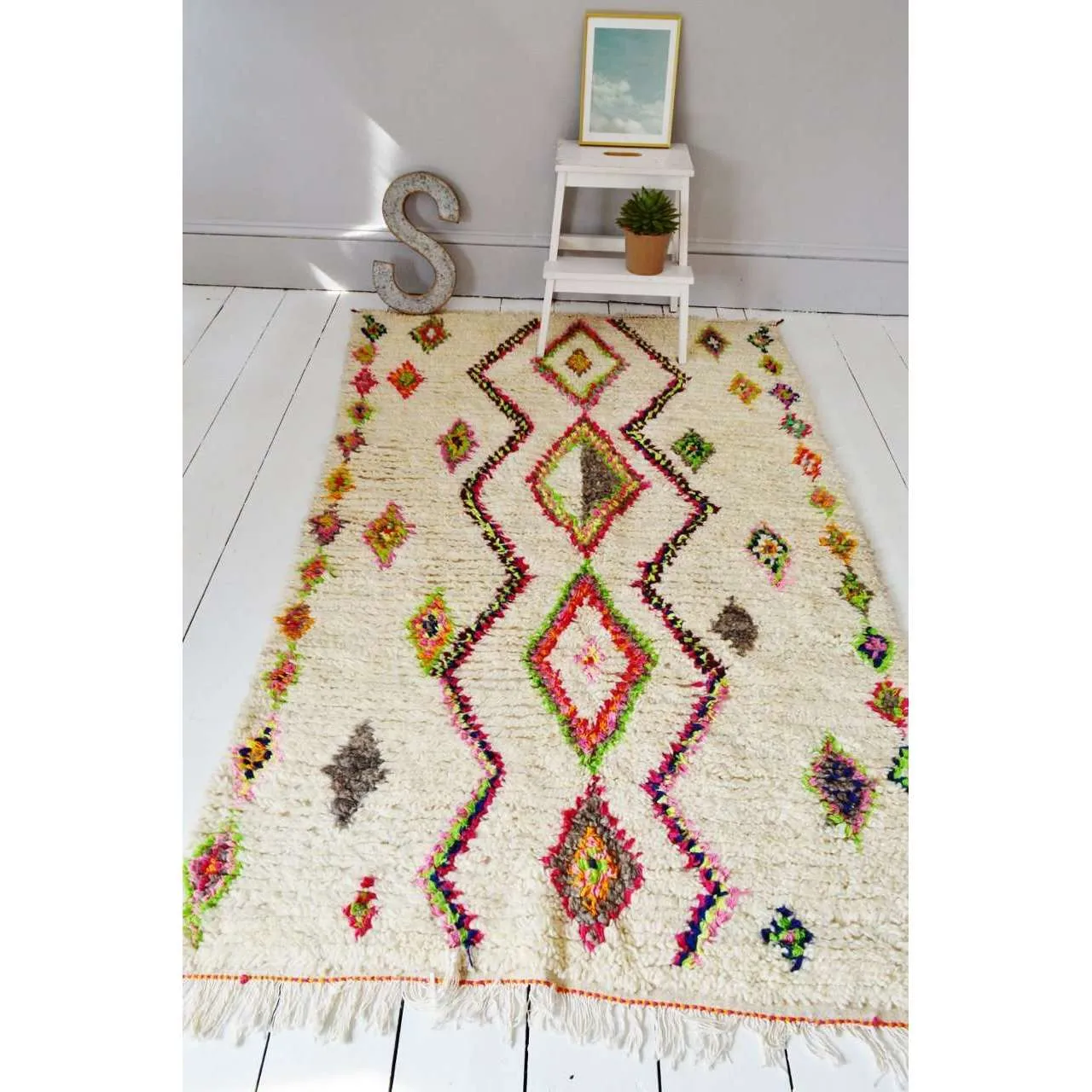 FREE SHIPPING>> Vintage Moroccan Boucherouite Rug, Beni Ouirain Moroccan Rug No. 31, 6.1 x 3.8 ft.