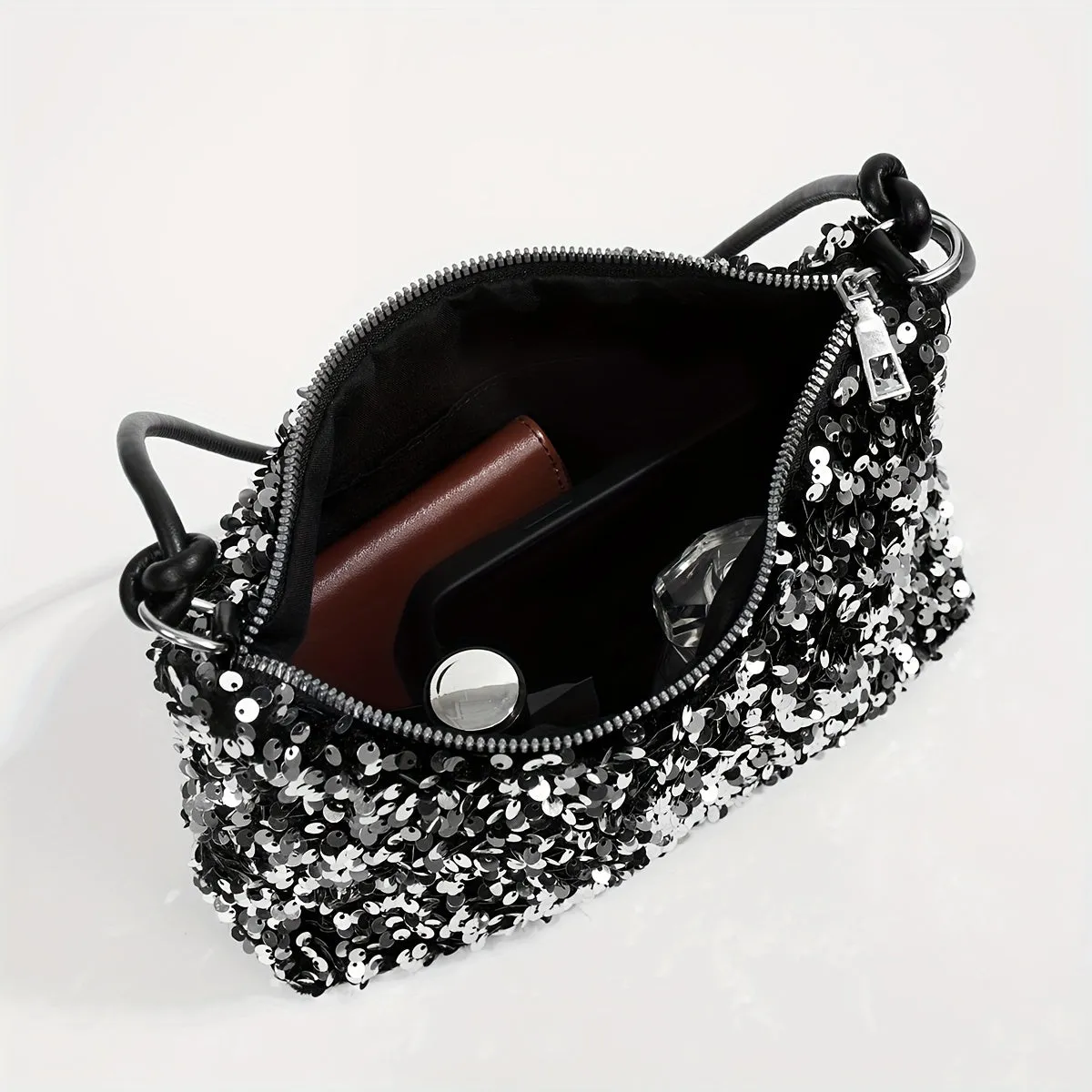 Glamorous Sequin Evening Bag  Perfect for Special Occasions